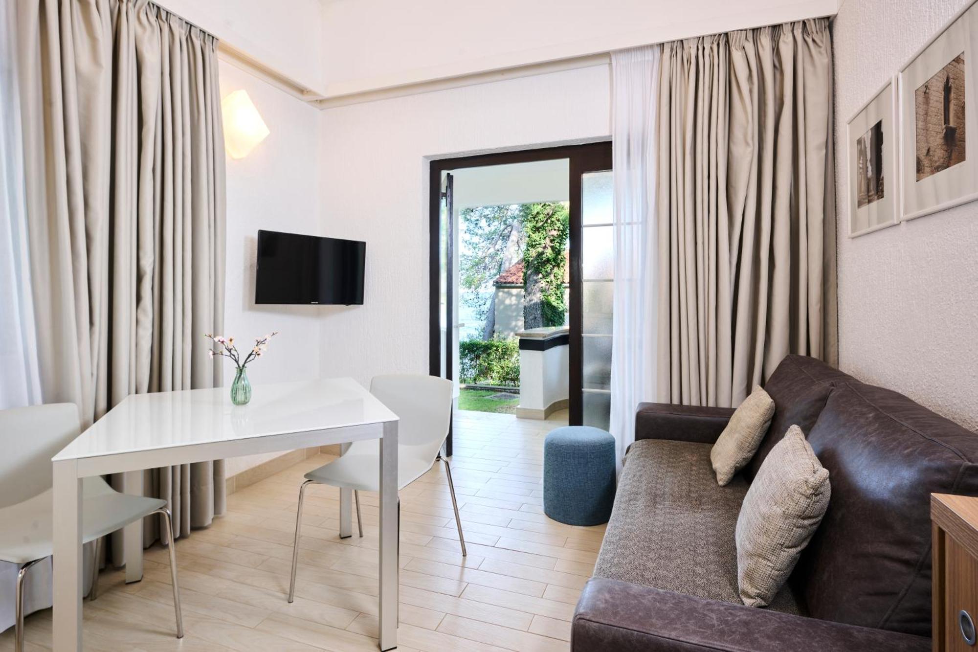 Apartments Galijot Plava Laguna Poreč Dış mekan fotoğraf